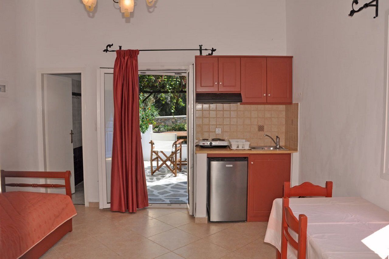 Levrossos Beach Apartments Ngoại thất bức ảnh